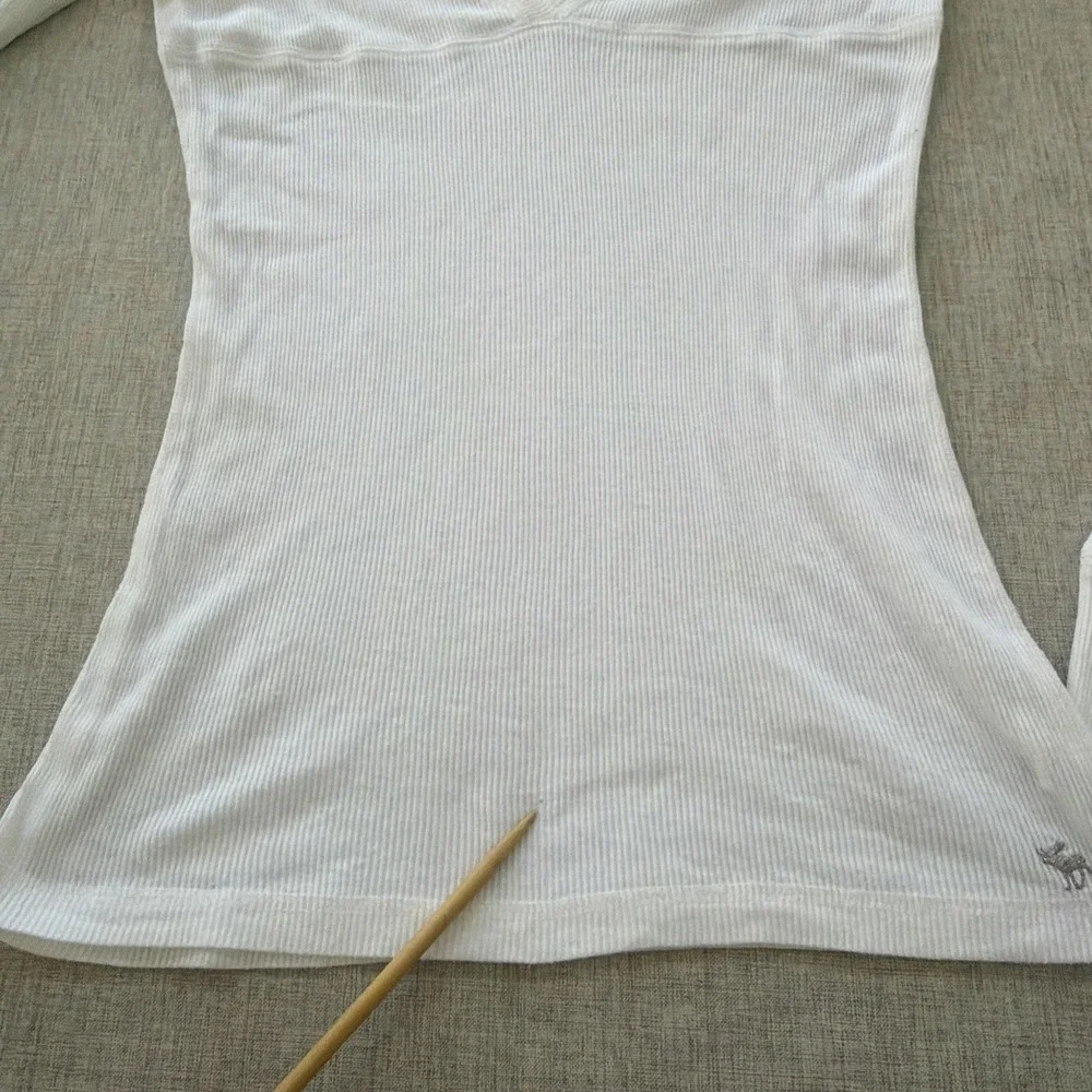 Y2K Vintage Abercrombie Babydoll V Neck Ribbed T Elena Gilbert Bella Swan - Picture 4 of 15